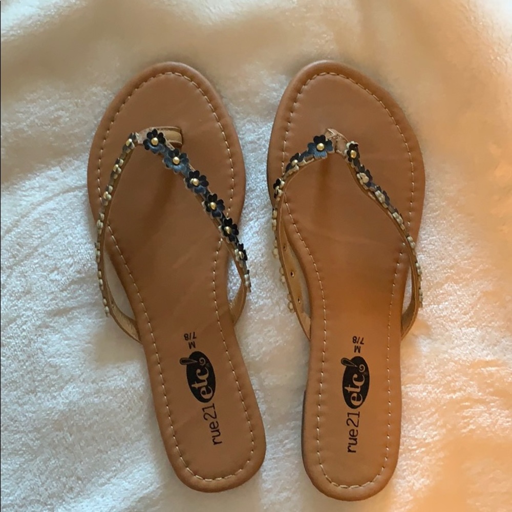 Fun and stylish flower flip flops